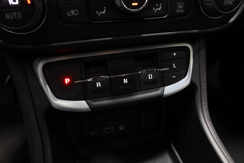 Used 2022 GMC Terrain SLT w/ Infotainment Package II image 34