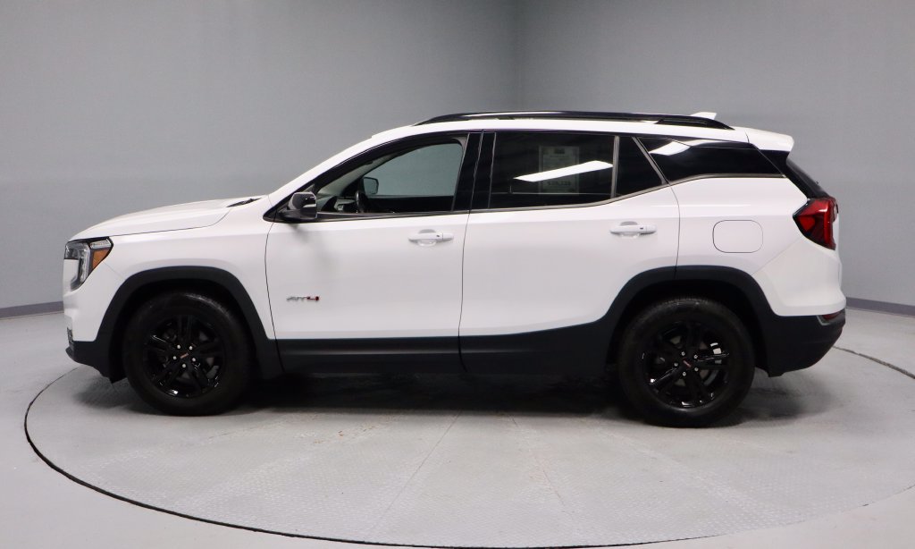 Used 2023 GMC Terrain AT4 w/ Infotainment Package II AWD/4WD image 8