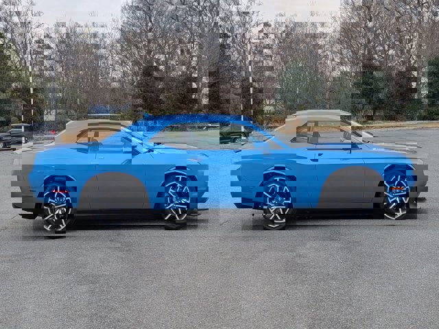 Used 2023 Dodge Challenger GT w/ Plus Package image 6