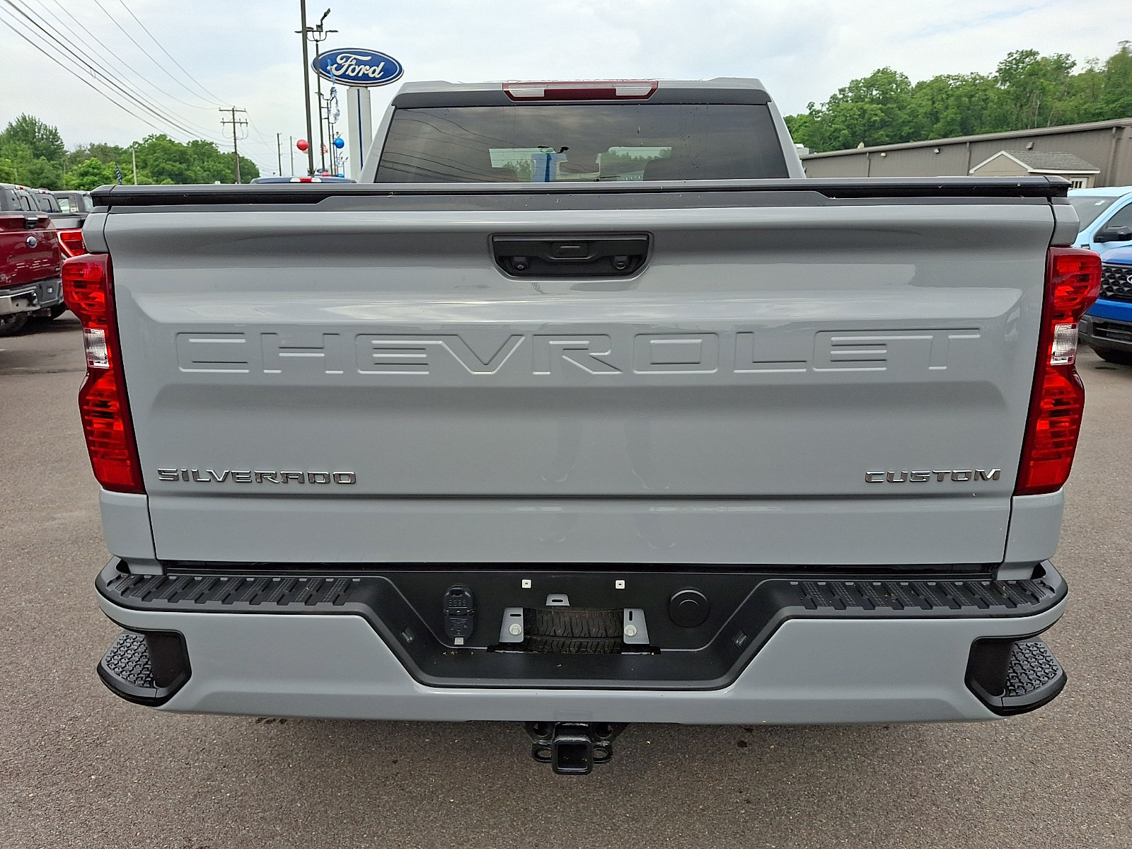 Used 2024 Chevrolet Silverado 1500 Custom AWD/4WD image 9