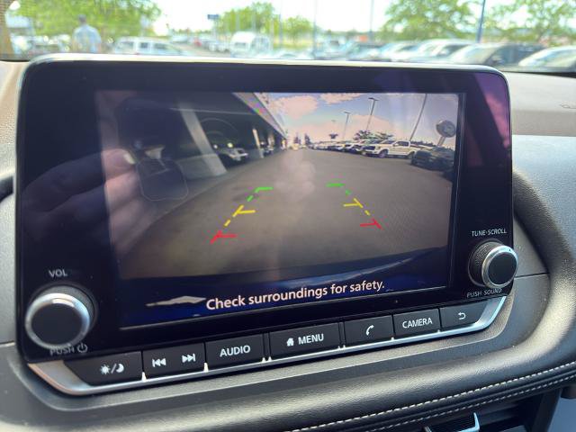 Used 2023 Nissan Rogue S AWD/4WD image 29