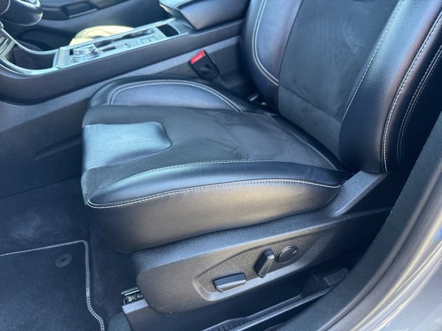Certified 2024 Ford Edge ST w/ Equipment Group 401A AWD/4WD image 18