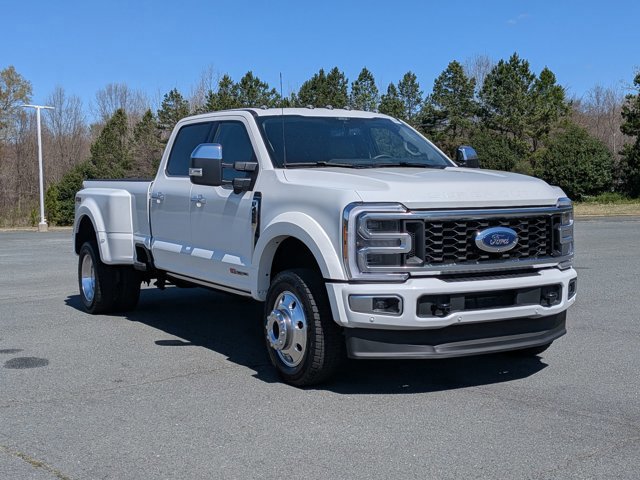 Certified 2026 Ford F450 Platinum w/ Platinum Plus Package image 8