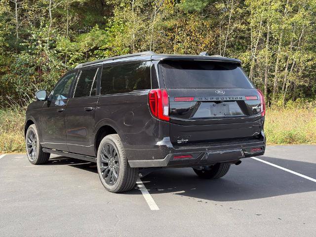 Certified 2025 Ford Expedition Max Platinum w/ Stealth Appearance Package AWD/4WD image 3