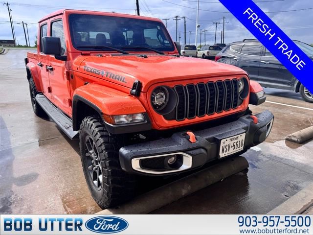 Used 2025 Jeep Gladiator Sport AWD/4WD image 6