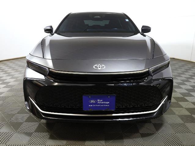 Used 2023 Toyota Crown XLE image 6