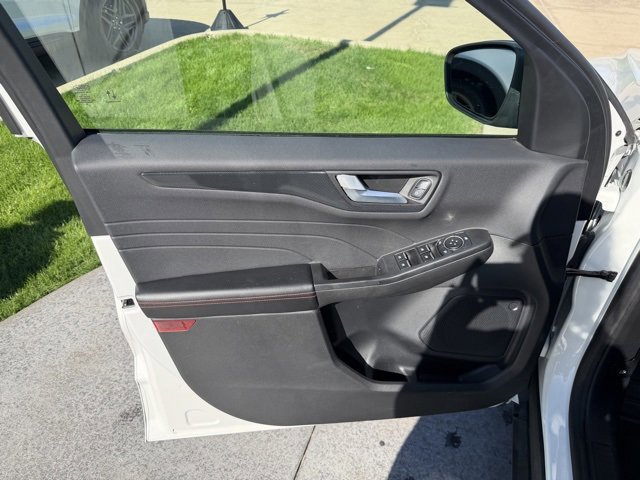 Certified 2024 Ford Escape ST-Line w/ Tech Pack #1 image 8