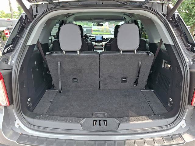 Certified 2023 Ford Explorer XLT w/ Equipment Group 202A AWD/4WD image 28