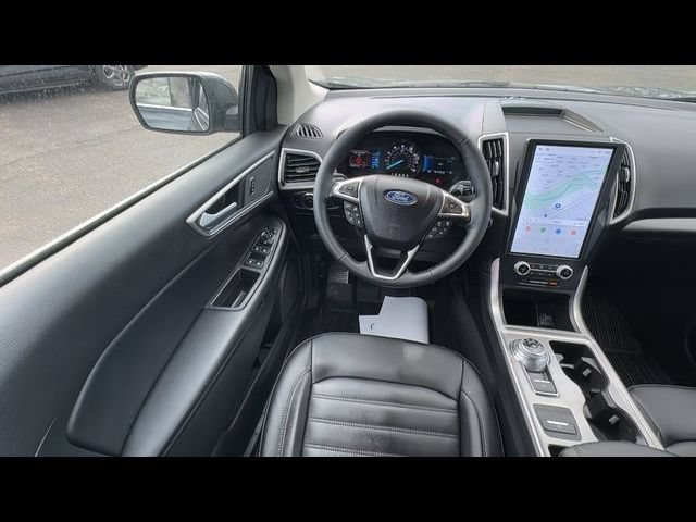 Certified 2023 Ford Edge SEL w/ Convenience Package AWD/4WD image 13