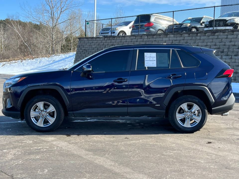 Used 2024 Toyota RAV4 XLE image 5