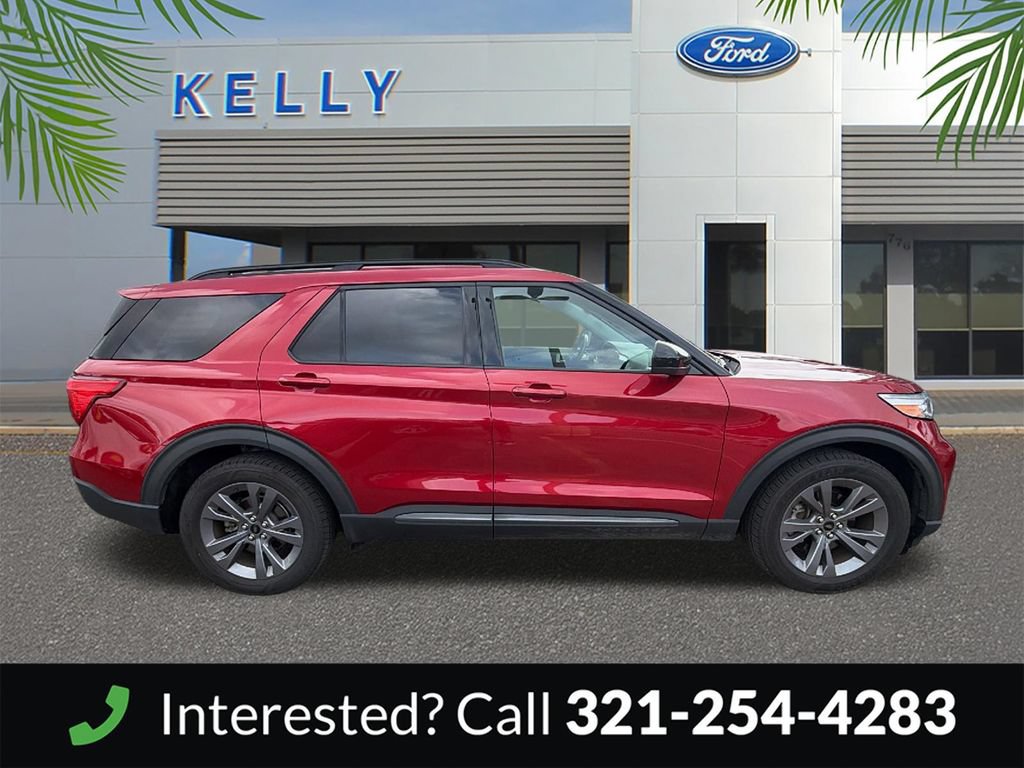 Certified 2022 Ford Explorer XLT w/ Equipment Group 202A RWD image 4
