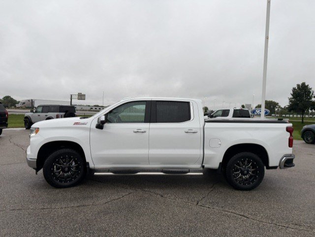 Used 2025 Chevrolet Silverado 1500 LTZ w/ LTZ Premium Package AWD/4WD image 6