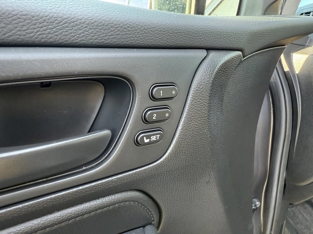 Used 2024 Honda Odyssey EX-L image 18