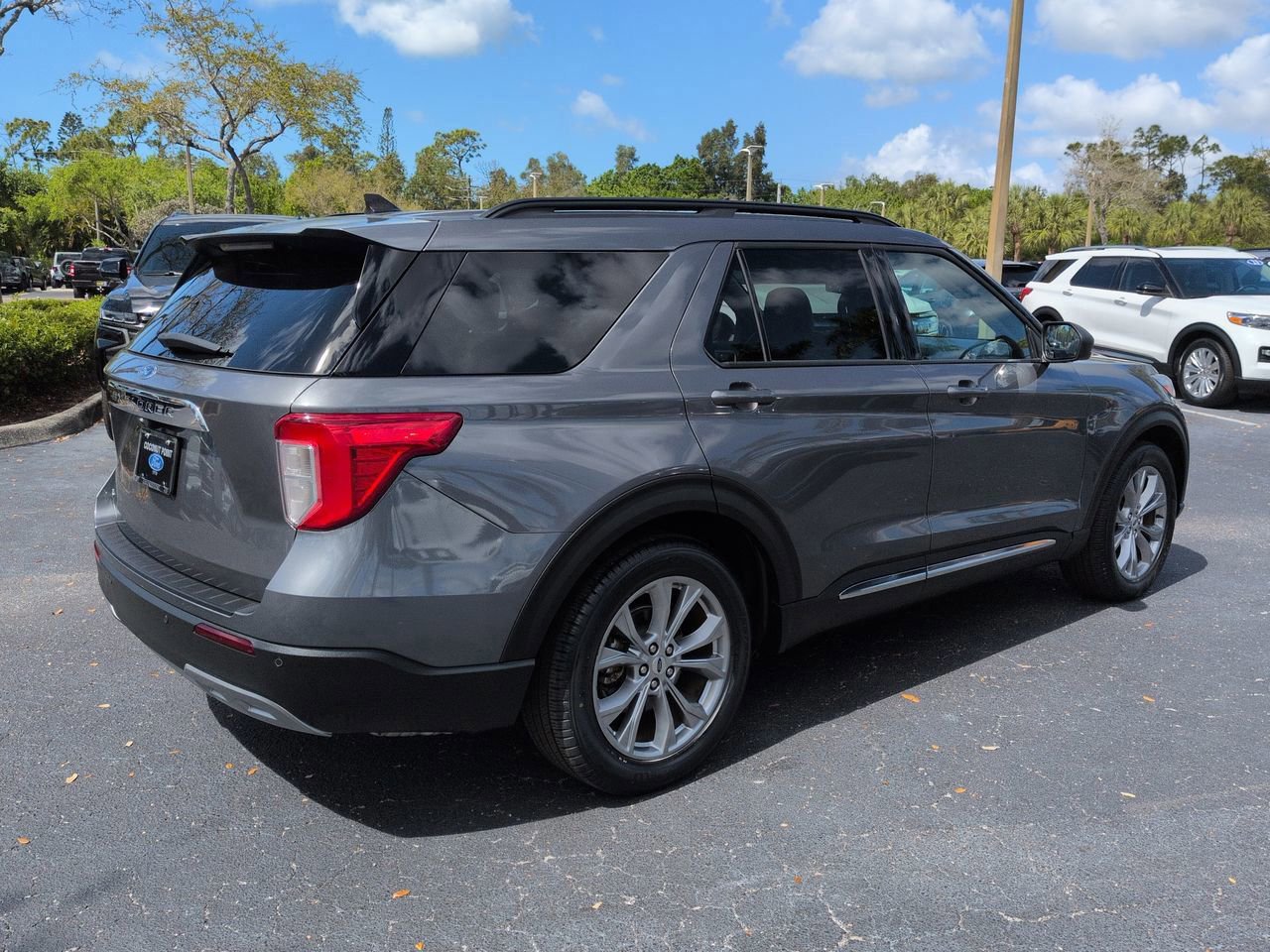 Certified 2023 Ford Explorer XLT w/ Equipment Group 202A image 5