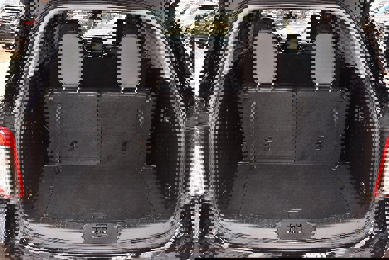 Certified 2023 Ford Explorer XLT w/ Equipment Group 202A image 36