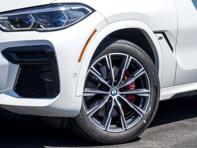 Used 2022 BMW X6 xDrive40i w/ Executive Package AWD/4WD image 4