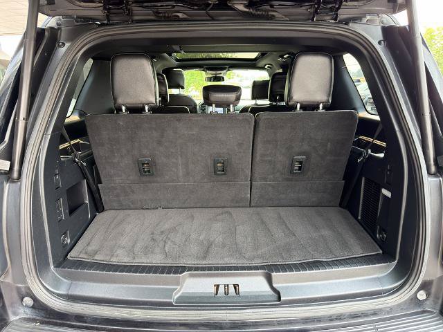 Certified 2019 Ford Expedition Limited w/ Special Edition Package AWD/4WD image 16