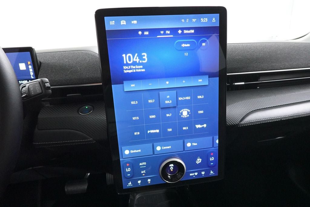 Certified 2023 Ford Mustang Mach-E Premium AWD/4WD image 17
