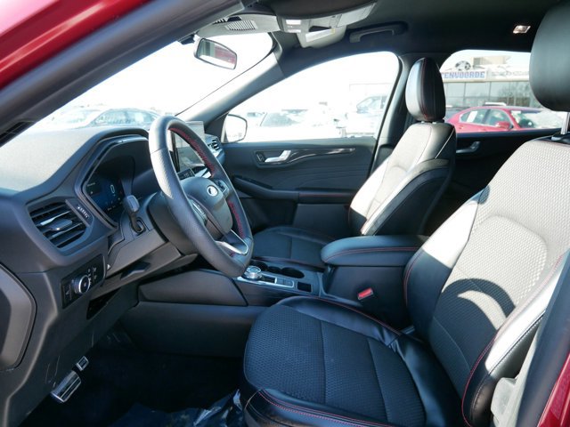 Certified 2023 Ford Escape ST-Line Select w/ Tech Pack #2 AWD/4WD image 7