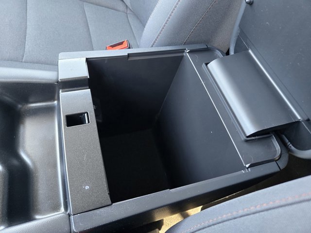 Certified 2025 Ford Explorer Active image 18