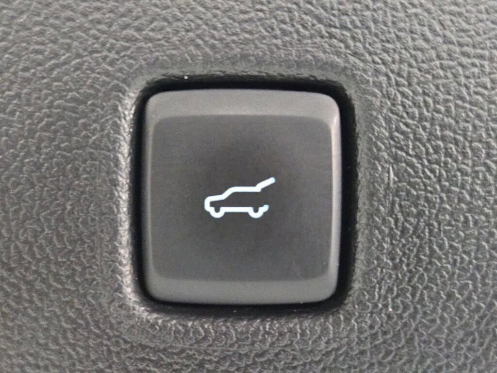 Certified 2022 Ford Escape SEL w/ Technology Package image 21