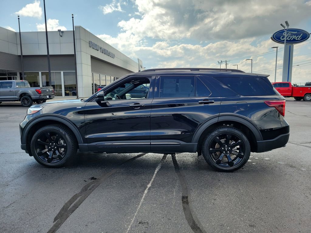 Certified 2024 Ford Explorer ST-Line w/ Class IV Trailer Tow Package AWD/4WD image 7