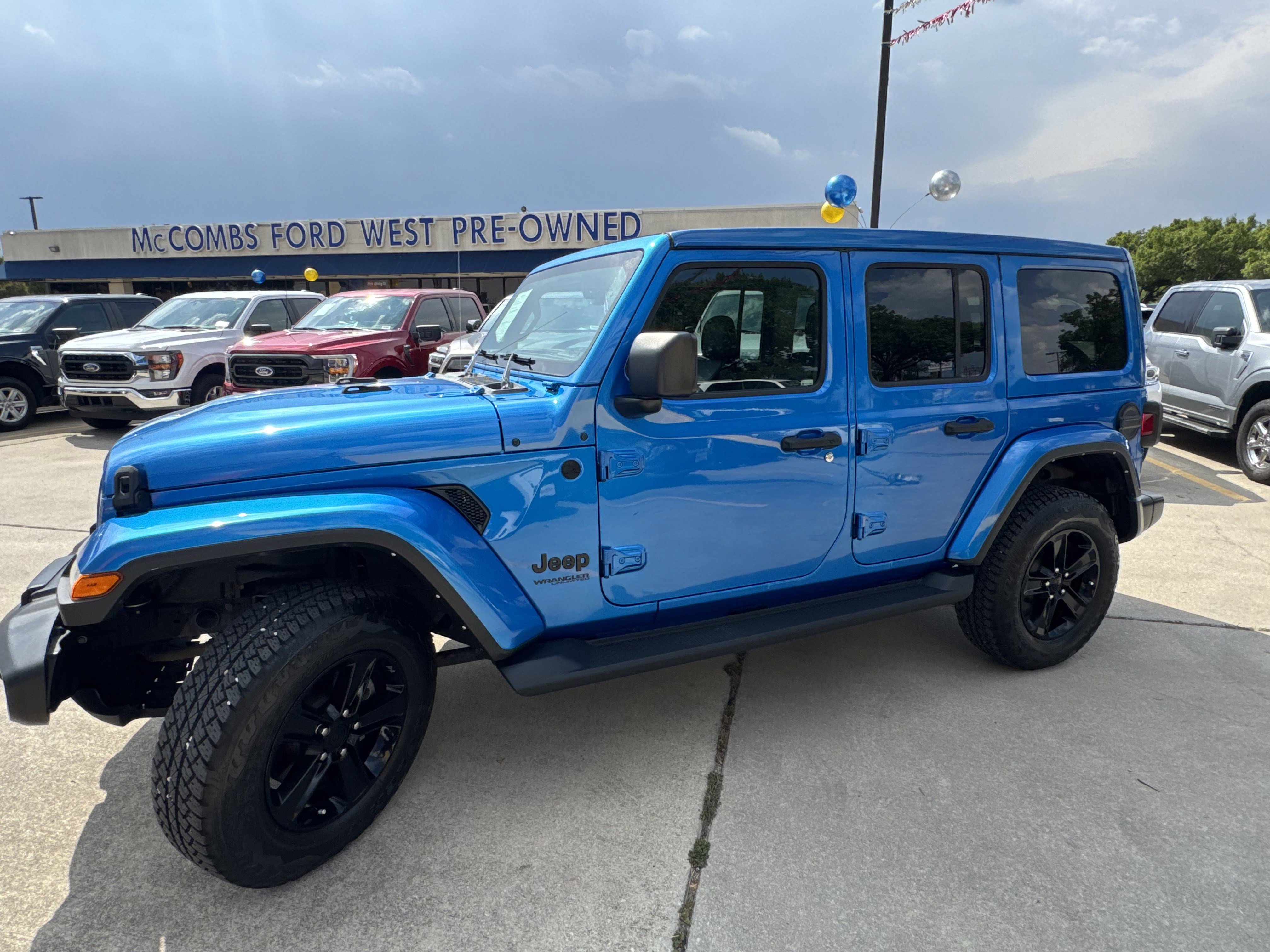 Used 2021 Jeep Wrangler Unlimited Sahara image 8