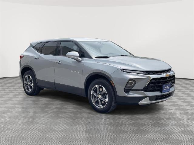 Used 2025 Chevrolet Blazer LT AWD/4WD image 5