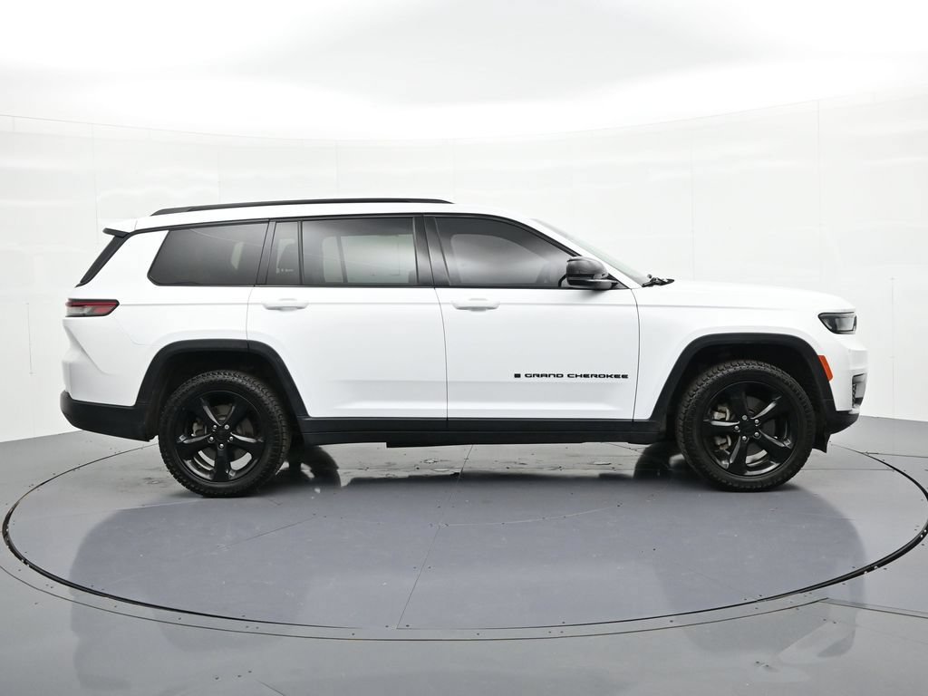 Used 2023 Jeep Grand Cherokee L Laredo AWD/4WD image 5
