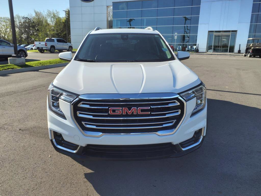Used 2023 GMC Terrain SLT image 8