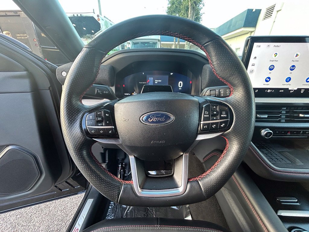 Certified 2025 Ford Explorer ST-Line w/ Premium Package RWD image 15
