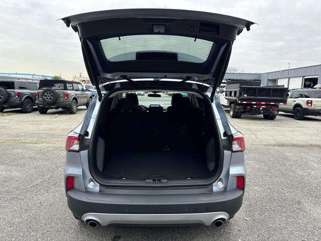 Certified 2022 Ford Escape SEL w/ Technology Package image 11