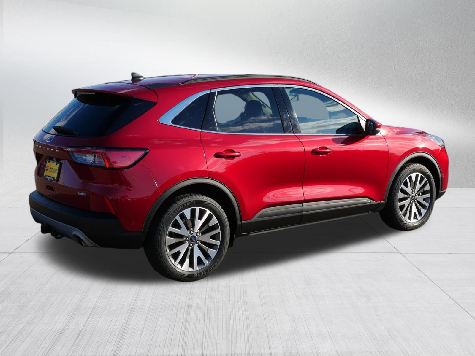 Certified 2020 Ford Escape Titanium AWD/4WD image 7
