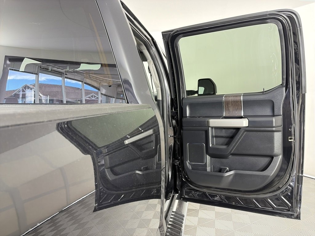 Certified 2020 Ford F350 Lariat w/ Lariat Ultimate Package image 29