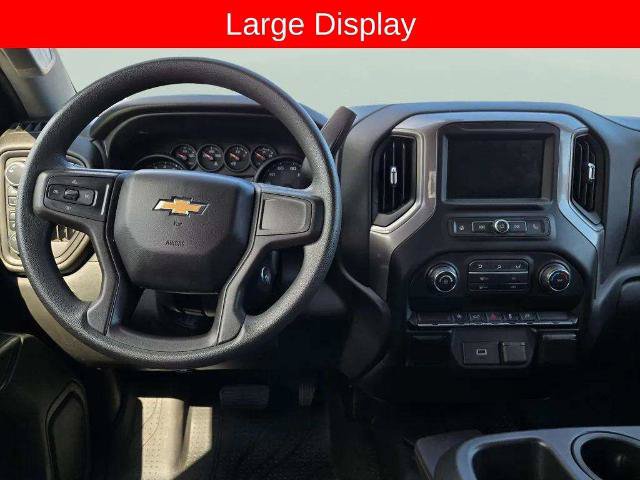 Used 2020 Chevrolet Silverado 1500 Custom w/ Custom Value Package AWD/4WD image 9