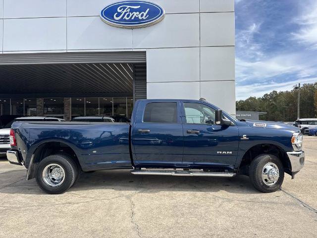 Used 2022 RAM 3500 Tradesman AWD/4WD image 9