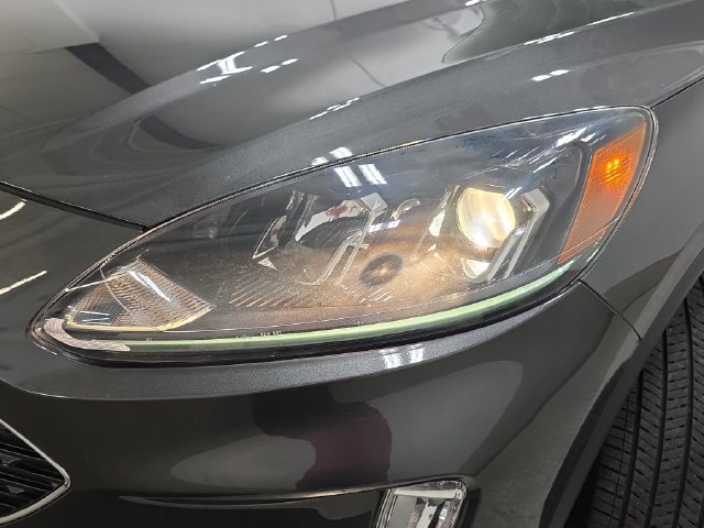 Certified 2020 Ford Escape SEL AWD/4WD image 29