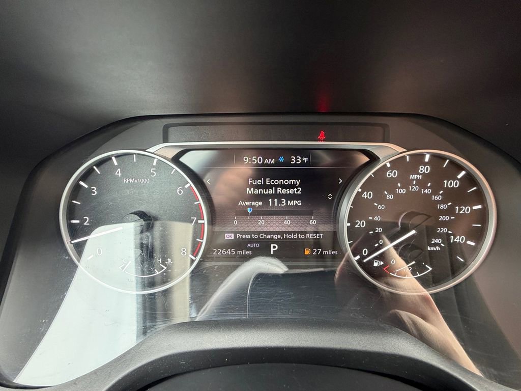 Used 2023 Nissan Rogue S image 10