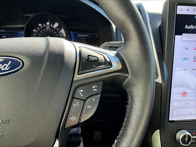 Certified 2024 Ford Edge SEL AWD/4WD image 12