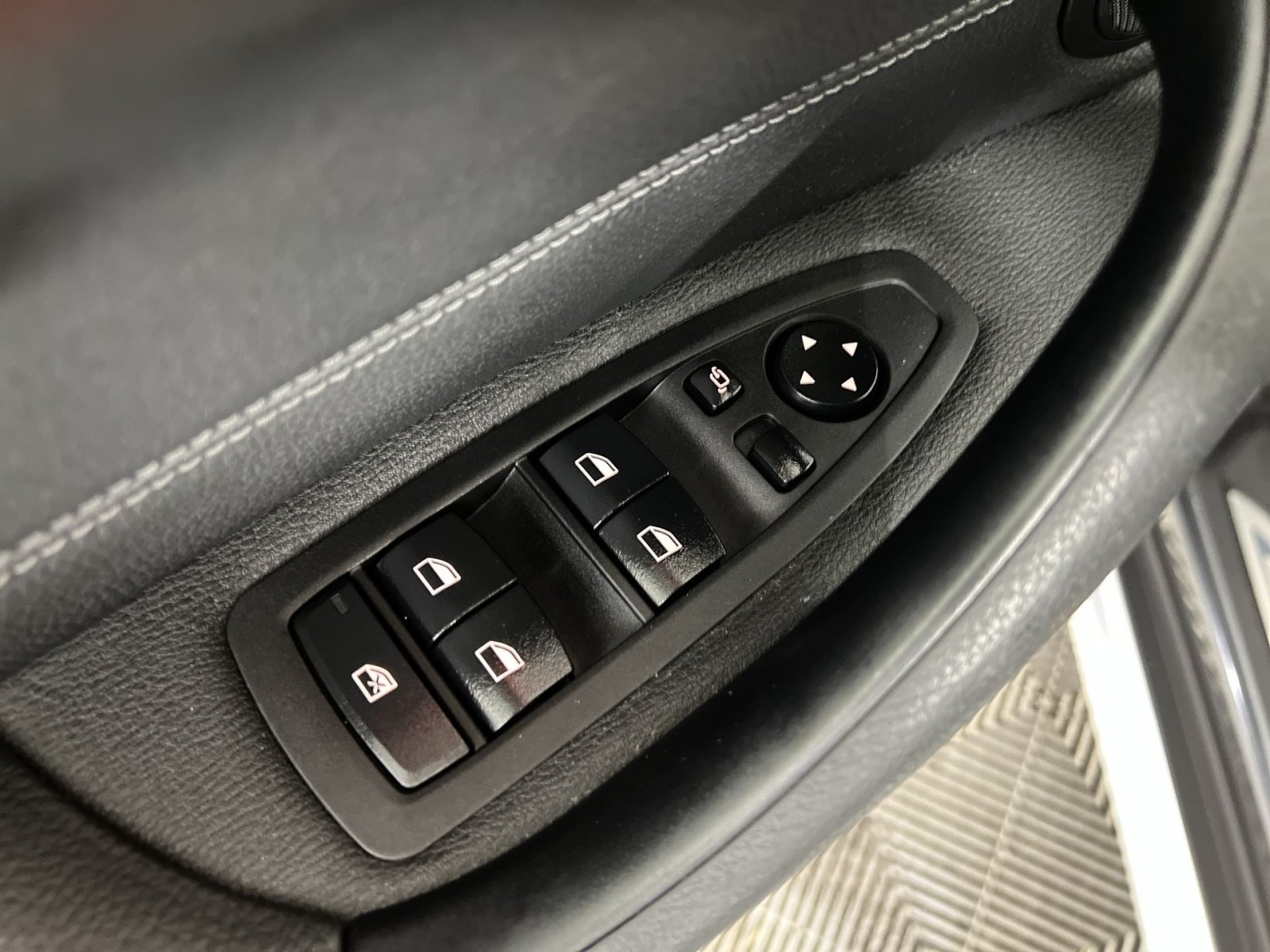 Used 2018 BMW X1 xDrive28i AWD/4WD image 15