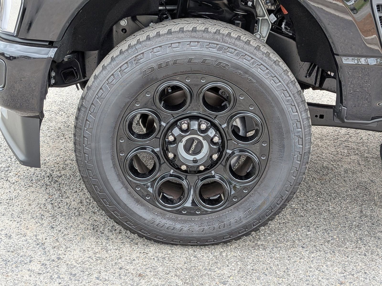 Certified 2026 Ford F250 Lariat w/ Black Appearance Package image 6