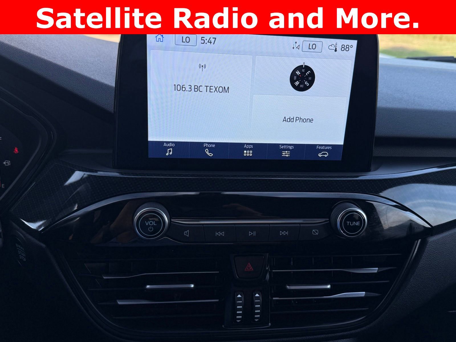 Certified 2024 Ford Escape ST-Line w/ Cold Weather Package image 15