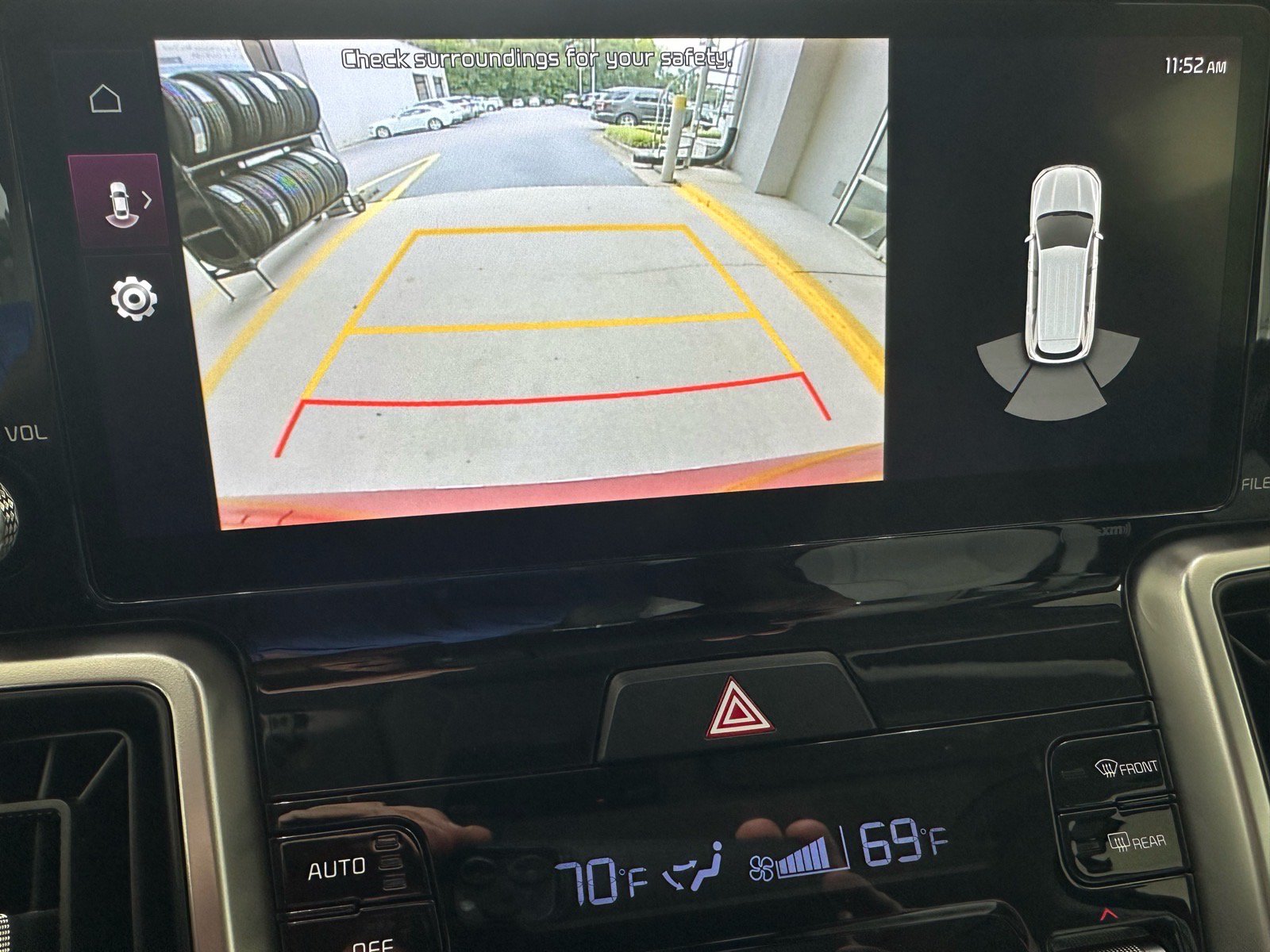 Used 2022 Kia Sorento S w/ Panoramic Sunroof Package FWD image 45