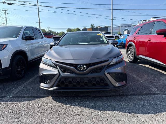 Used 2023 Toyota Camry SE w/ Audio Upgrade Package FWD image 7