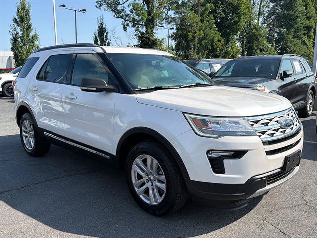 Certified 2019 Ford Explorer XLT w/ Equipment Group 201A AWD/4WD image 1
