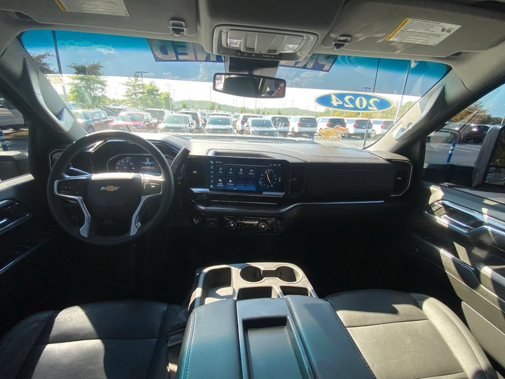 Used 2024 Chevrolet Silverado 2500 LTZ AWD/4WD image 26