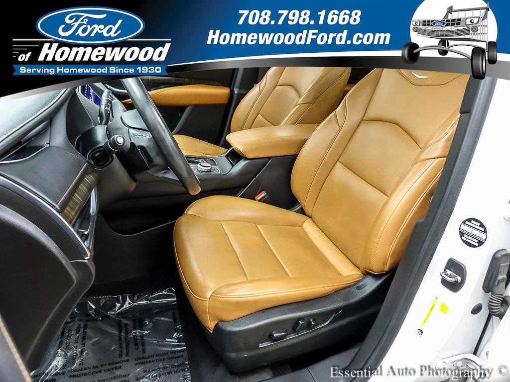 Used 2022 Cadillac XT4 Premium Luxury w/ Enhanced Visibility Package image 8