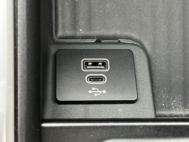 Certified 2026 Ford Expedition Max Active AWD/4WD image 31