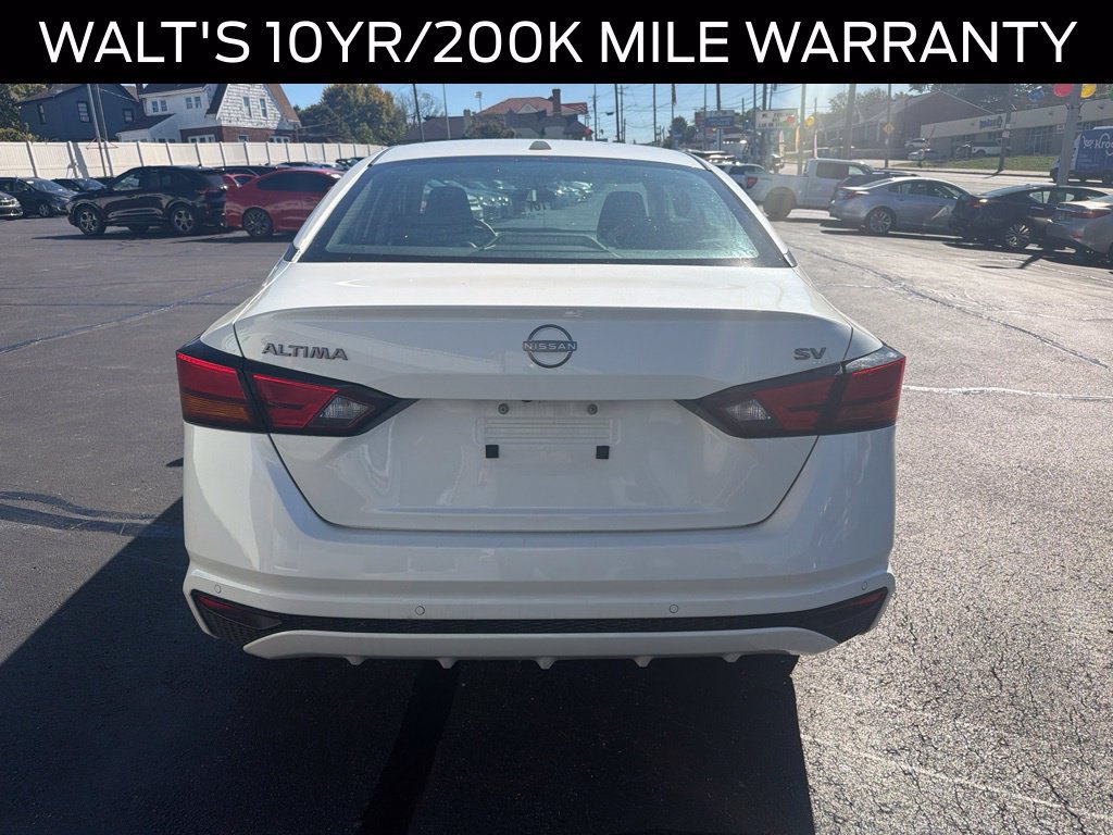 Used 2024 Nissan Altima 2.5 SV FWD image 5