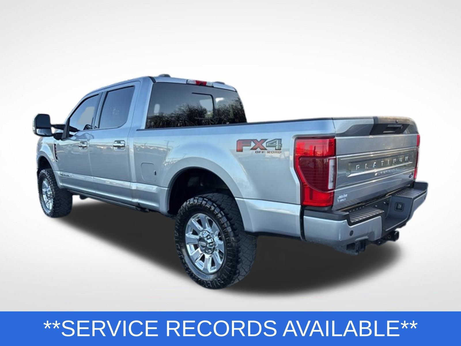 Certified 2022 Ford F250 Platinum w/ FX4 Off-Road Package AWD/4WD image 3